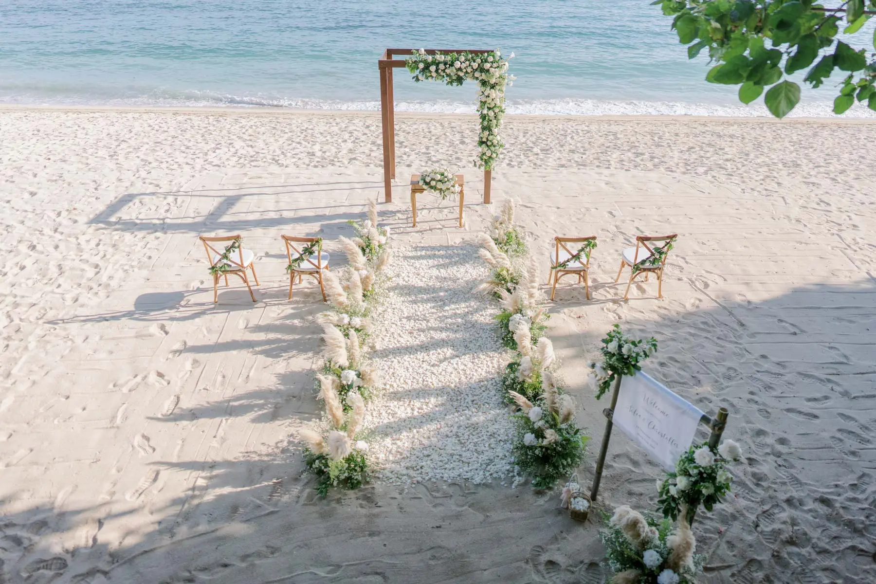 Elopement beach wedding in nusa dua