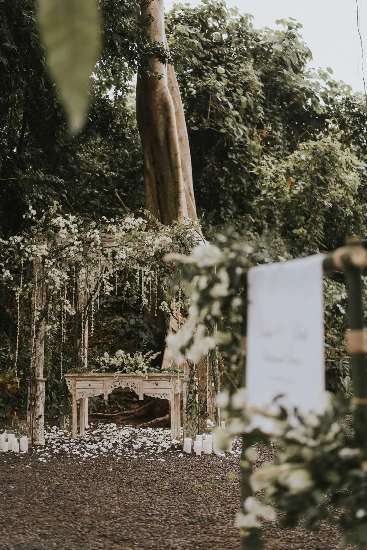 Elopement jungle wedding in canggu