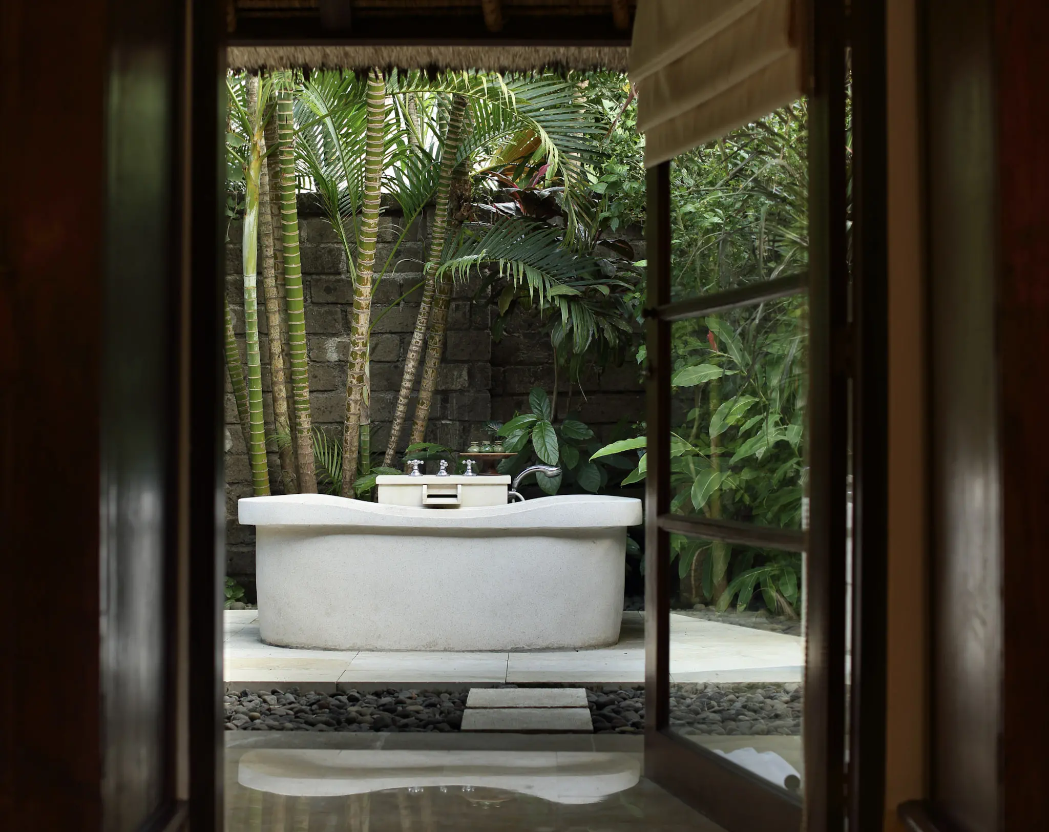 Elopement jungle wedding in canggu