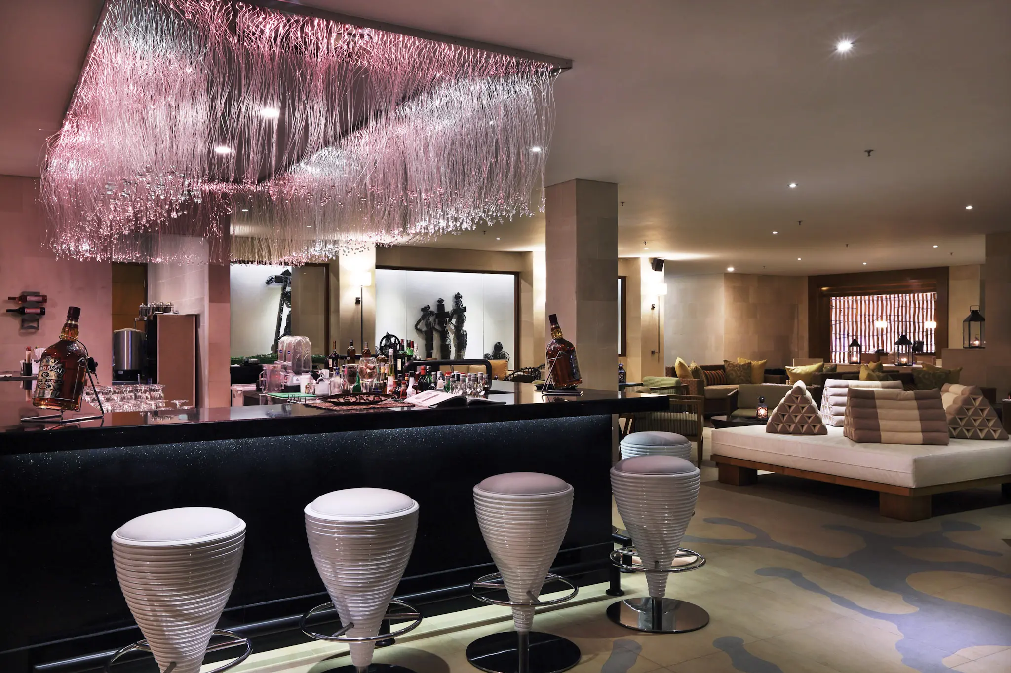 Intimate clifftop villa wedding in romansa villa