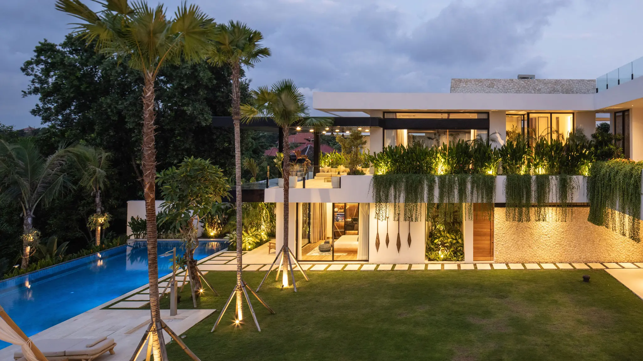 Modern garden wedding in villa norbu