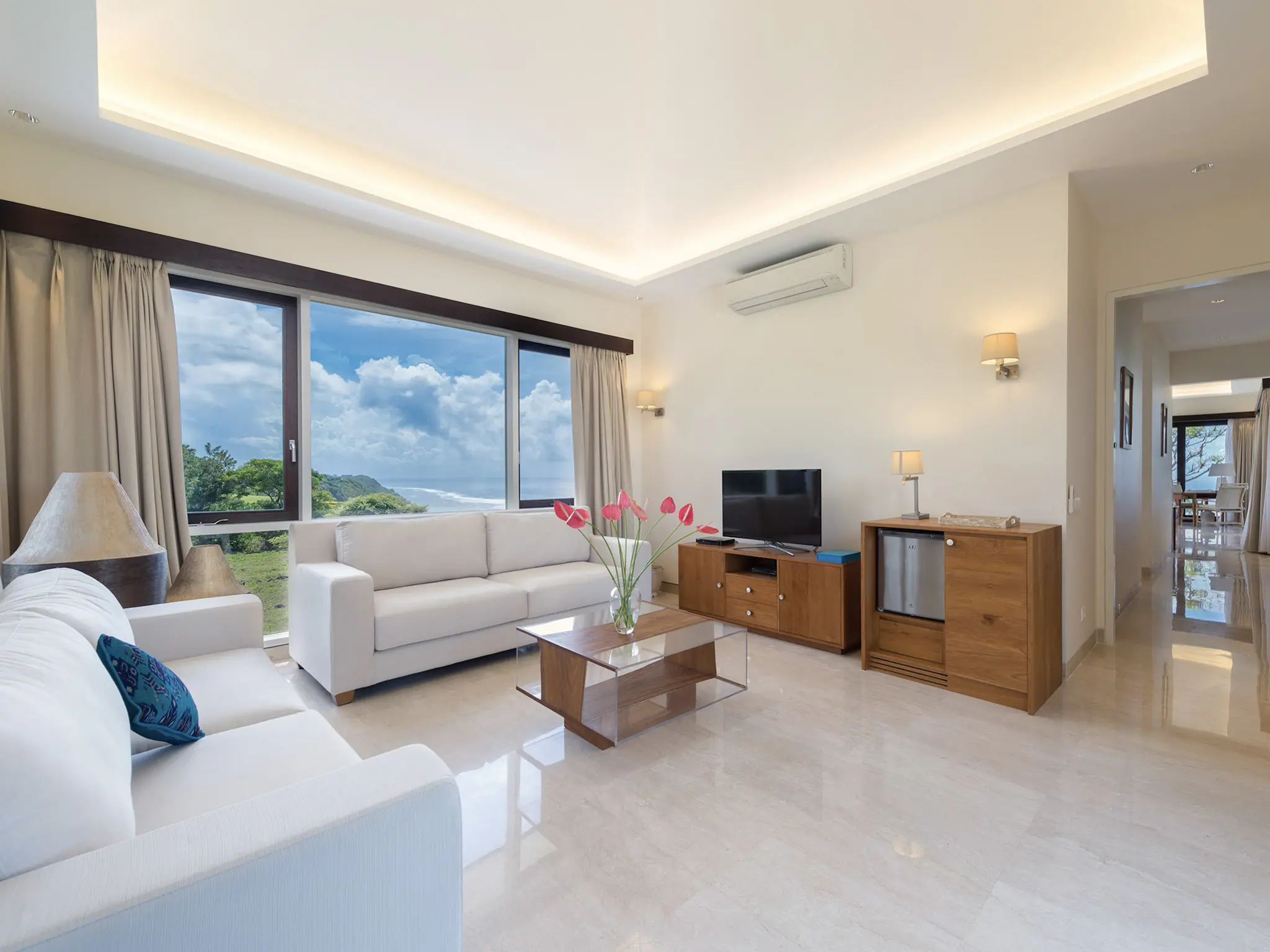 Pandawa cliff estate wedding in villa pala