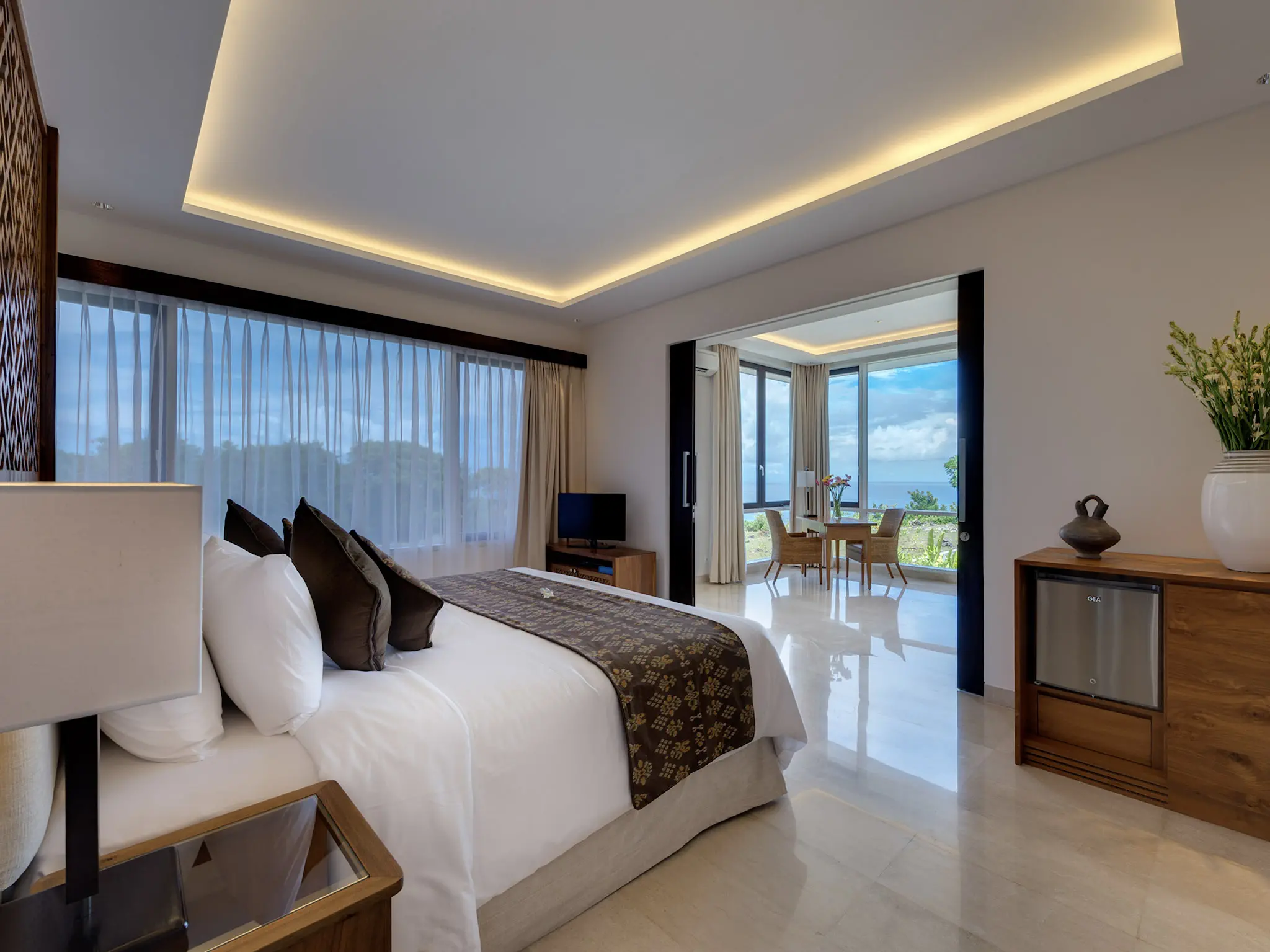 Pandawa cliff estate wedding in villa pala