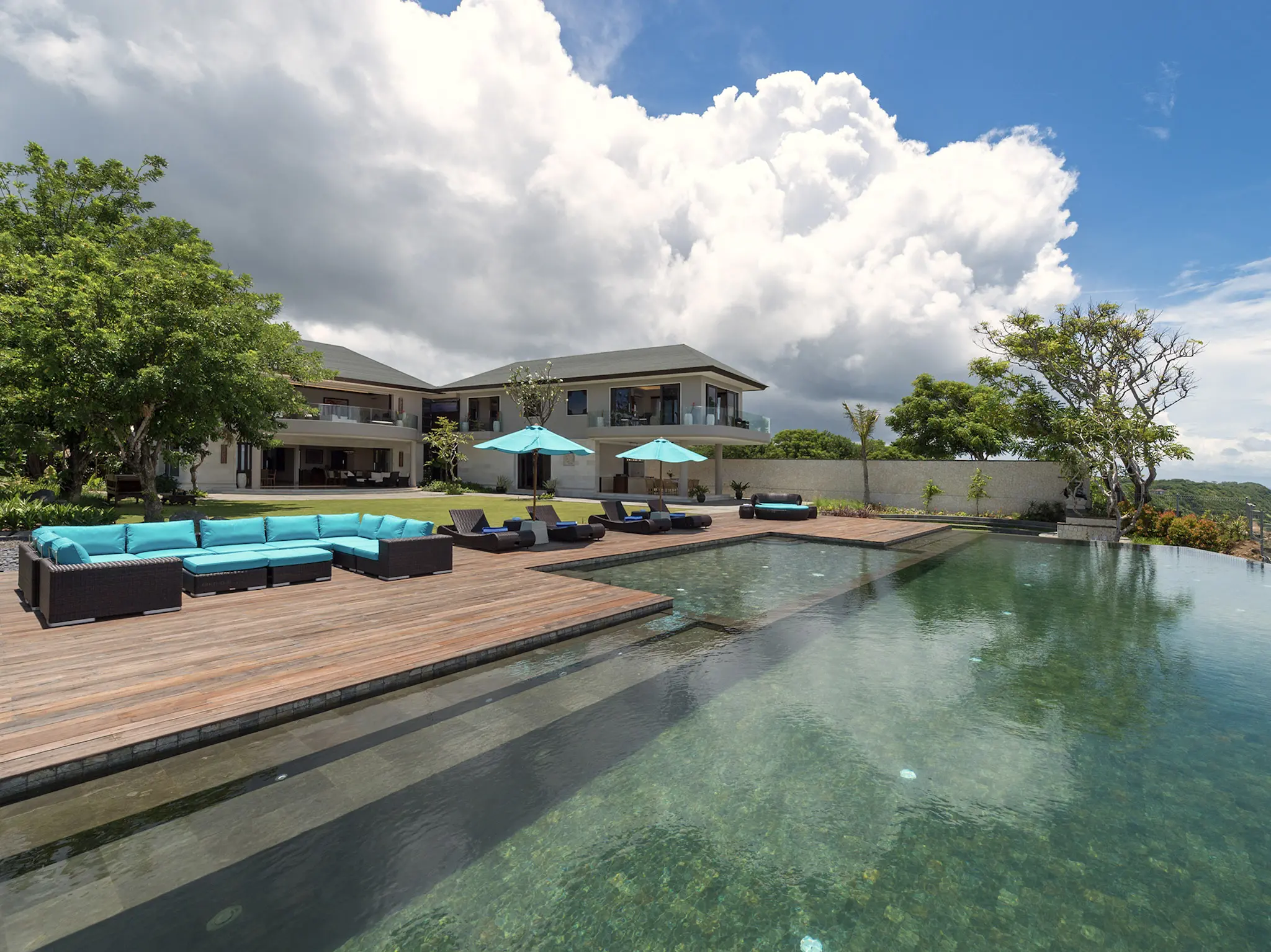 Pandawa cliff estate wedding in villa pala