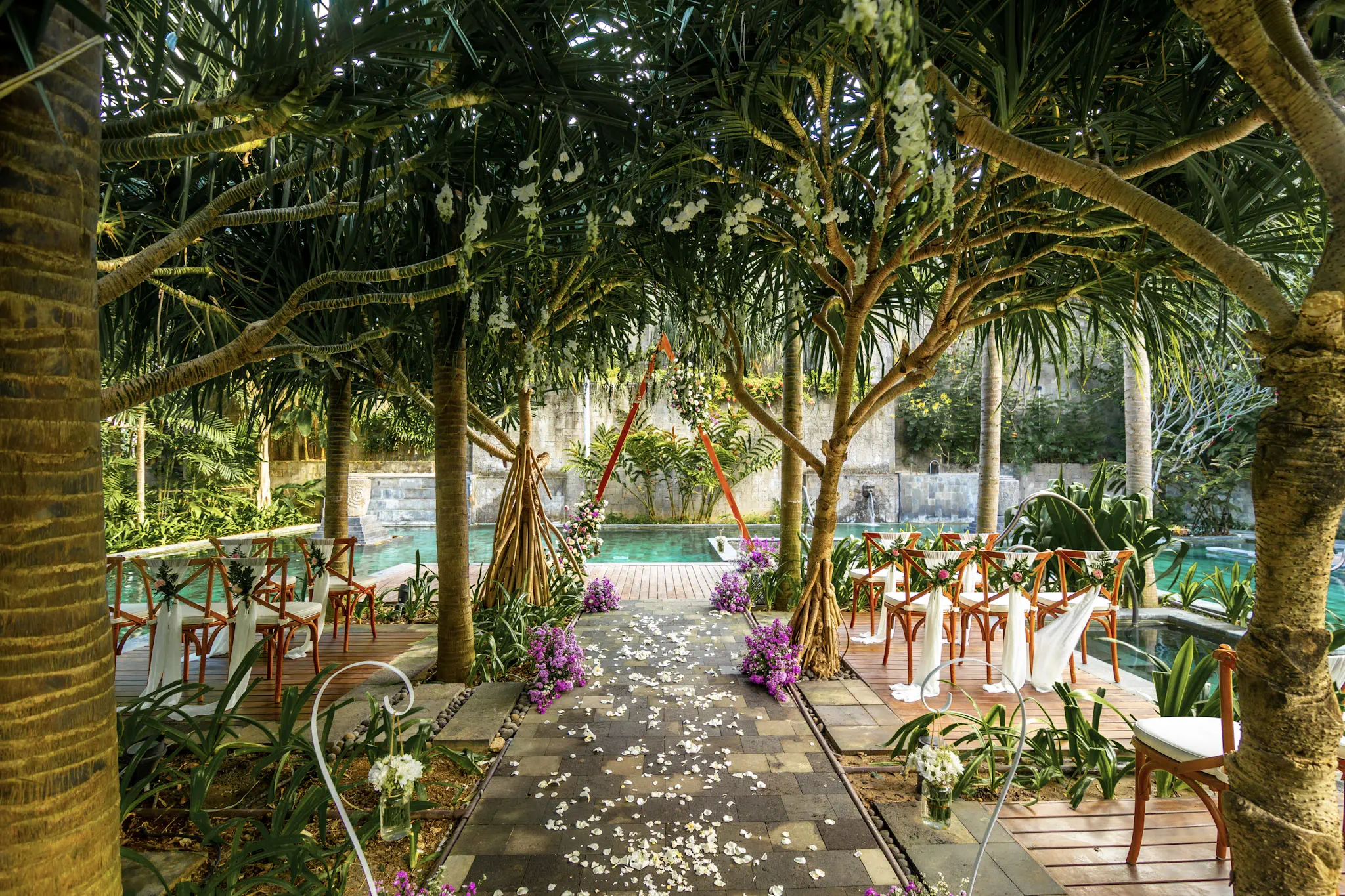 Secret garden wedding in seminyak