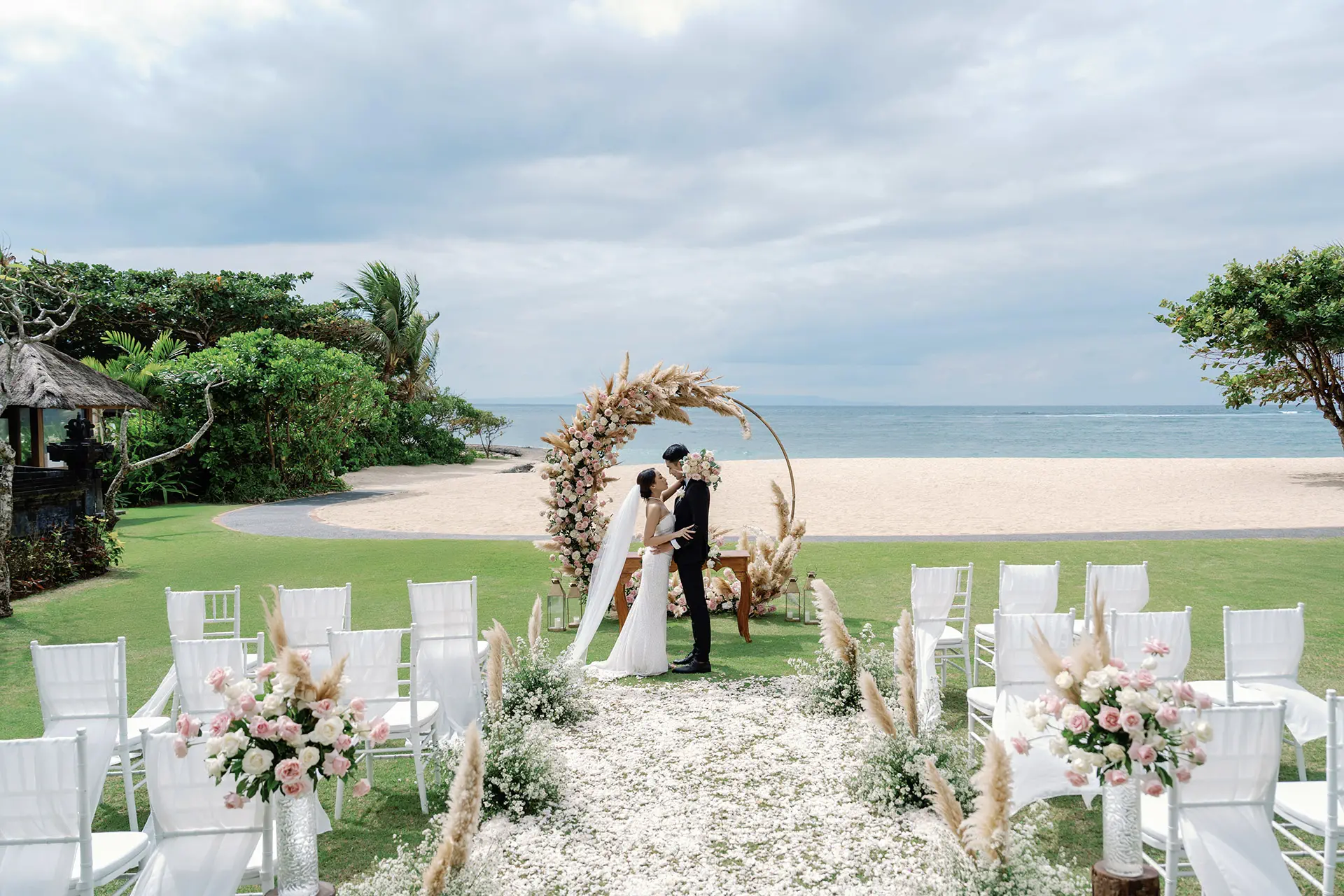 Simple elegant beach wedding in nusa dua beach hotel